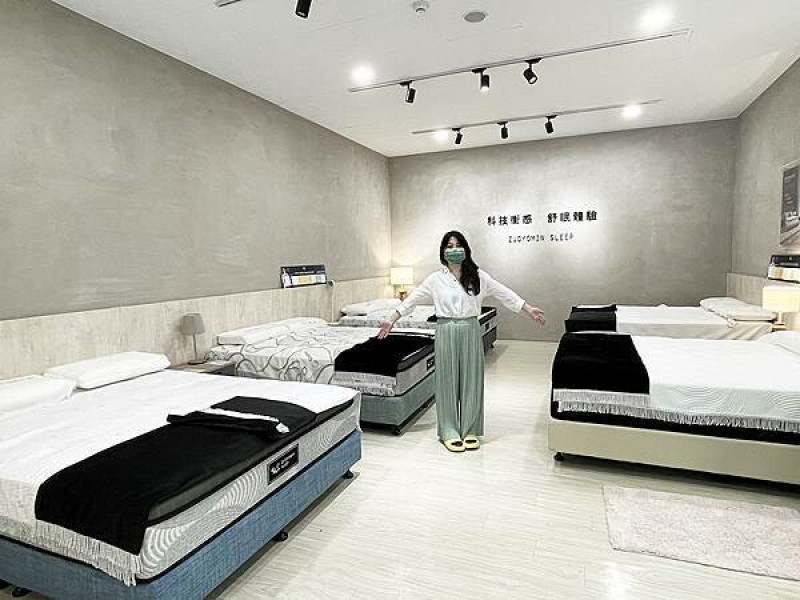 桃園床墊推薦 MIT床墊工廠直營門市｜專科醫師推薦，健康從選對好床開始，台灣品牌製造，工廠直營10年保固獨立筒床墊｜坐又銘沙發 桃園幸福門市
