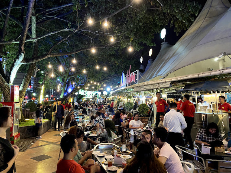 印尼棉蘭遊- Merdeka Walk(Lapangan Merdeka)，棉蘭夜生活的熱點