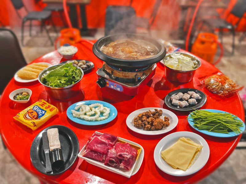 【台中西區火鍋推薦】勤美附近最適合聚餐的火鍋，食藝石頭火鍋-民權店（原梅川）