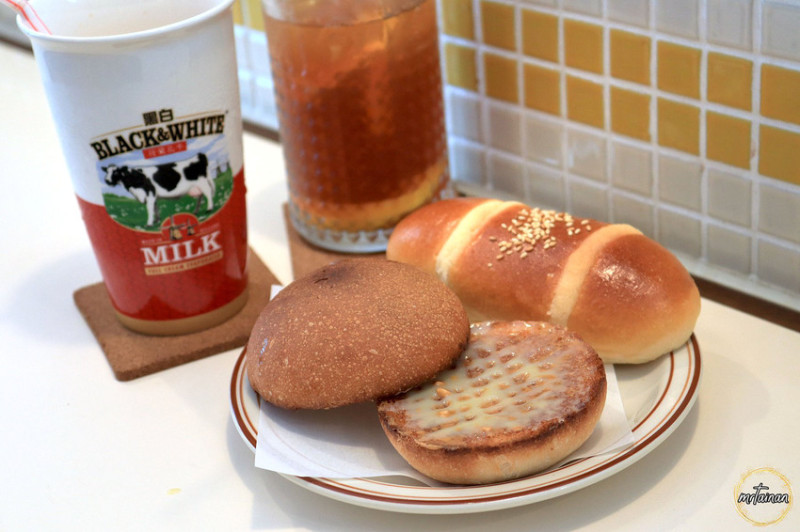 台南港式小食／香港人定居台南開店／跨界經營結合單車改裝保養維修／低調藏身超隱密巷弄／限量供應晚來吃不到