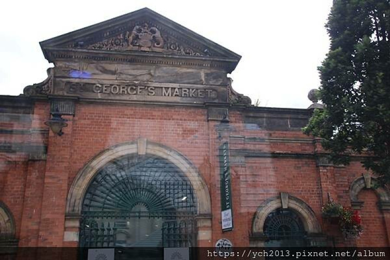 北愛爾蘭首都貝爾法斯特Belfast／市中心氣派的歐洲飯店Europa Hotel／協力行動車酒吧