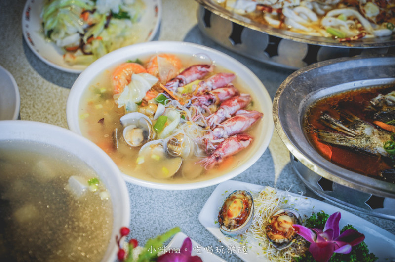 錦園漁夫料理 ▏漁夫激推痛風餐 1980就吃得到龍蝦、石斑、九孔鮑超划算。自家漁船捕撈直送 野柳海洋公園正對面。野柳美食