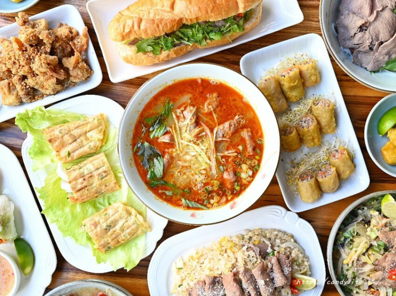 越滿樓越式餐廳｜台中厲害的隱藏版越式料理，地點超隱密！餐點精緻，還有現沖生牛肉米線，道道美味～