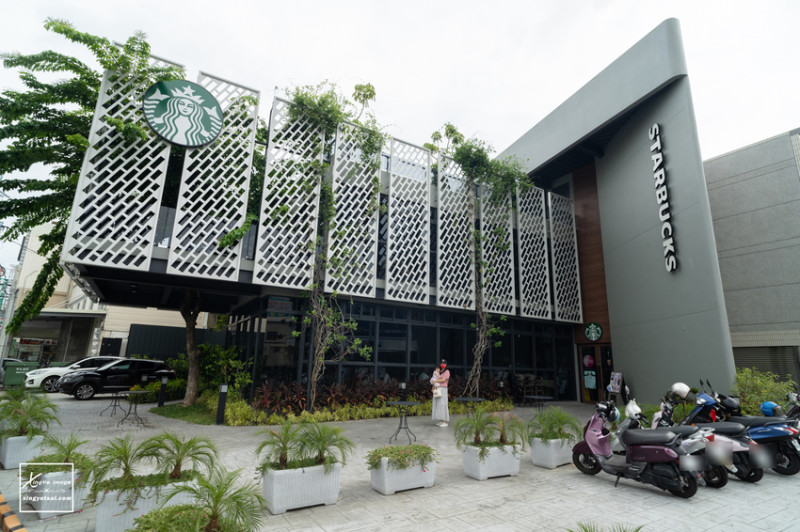 台南｜Starbucks【佳里門市】體驗咖啡與大自然的和諧 - 特色星巴克門市 - 快門下的幸福