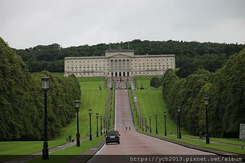 議會大廈與市政廳，順道逛逛貝爾法斯特老街區(北愛爾蘭)