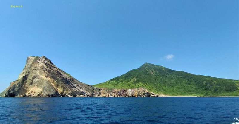 【宜蘭頭城】龜山島三合一賞鯨豚牛奶海與登島