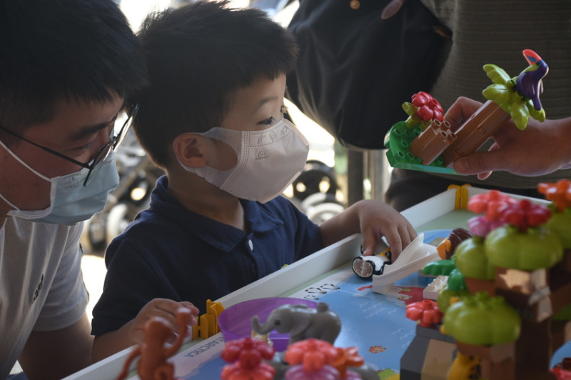 新竹動物園攜手樂高 邀大小朋友來闖關挑戰