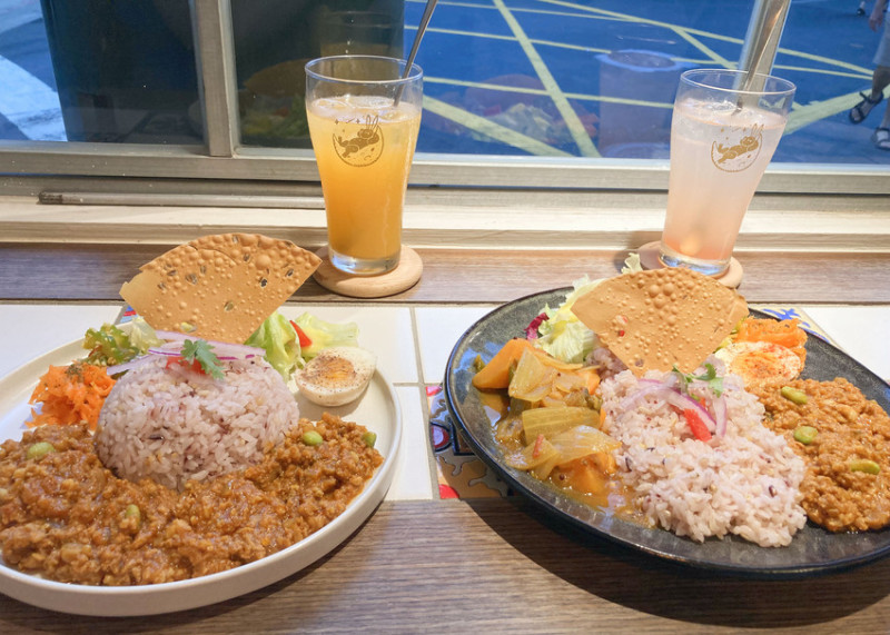 台北月見ル君想フ_ 赤峰街裡的東京風印度咖哩 HOUSE