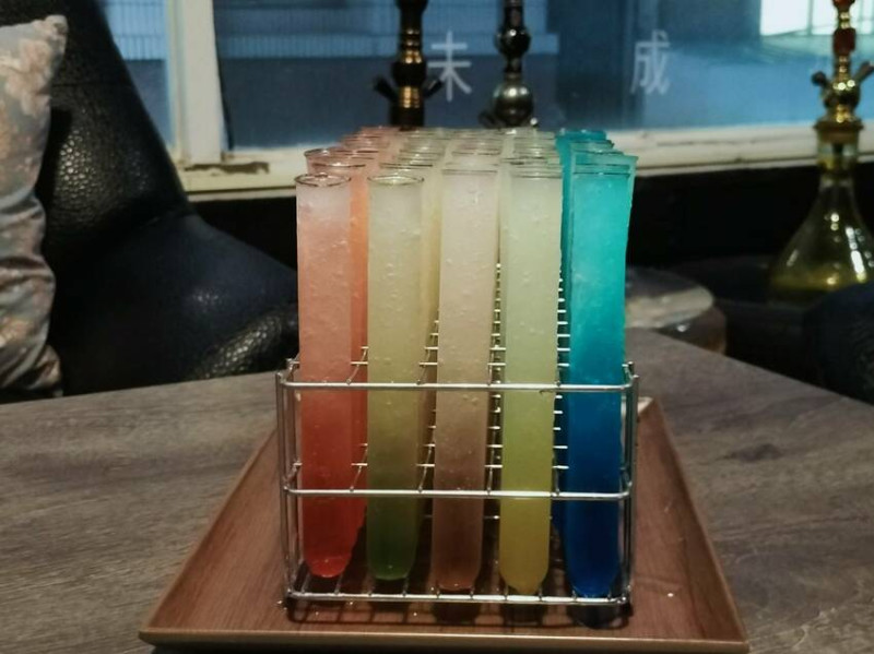 夜晚的開始就是大口海鮮滿口奶味加上一組試管-嘉義貝斯特餐酒館