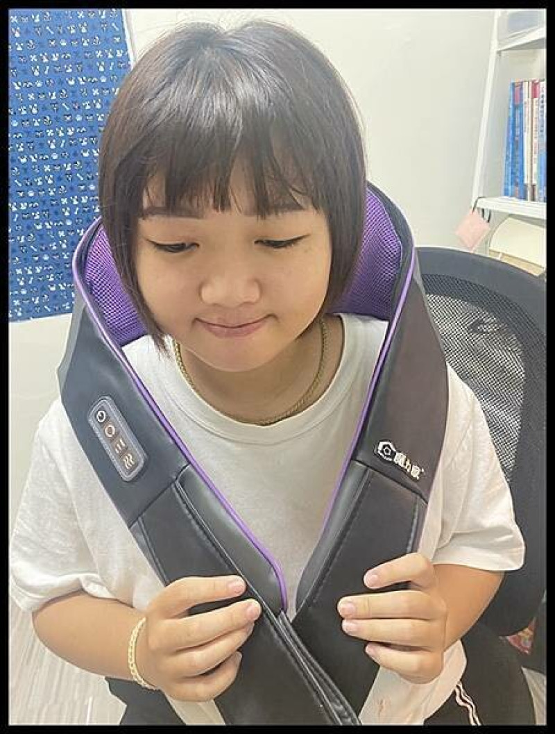 【肩頸按摩器評價】【MOLIJIA 魔力家】M634 溫熱型肩頸按摩帶｜僵硬的肩頸讓魔力家幫寶貝解放，無論居家還是辦公想按就按還兼熱敷！