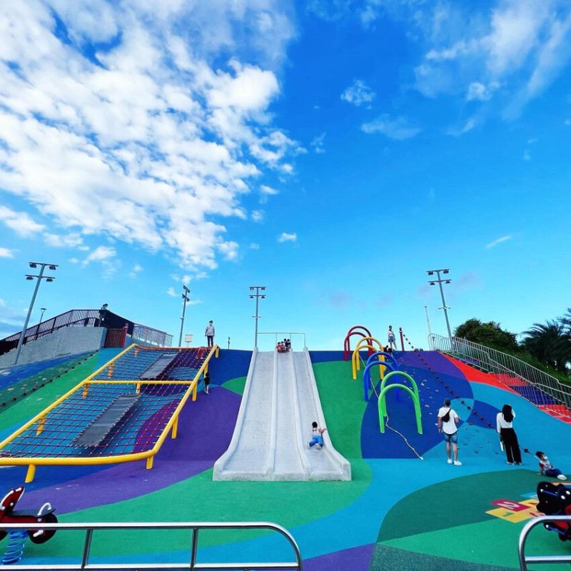 花蓮|東大門綠地共融公園 隱身於夜市超好玩公園