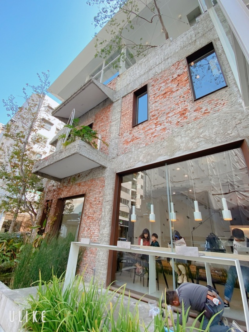 【中部】｜台中｜吃茶三千台灣概念店!!｜奶茶界的精品!! ☆☆☆必喝招牌國王珍珠鮮奶茶!