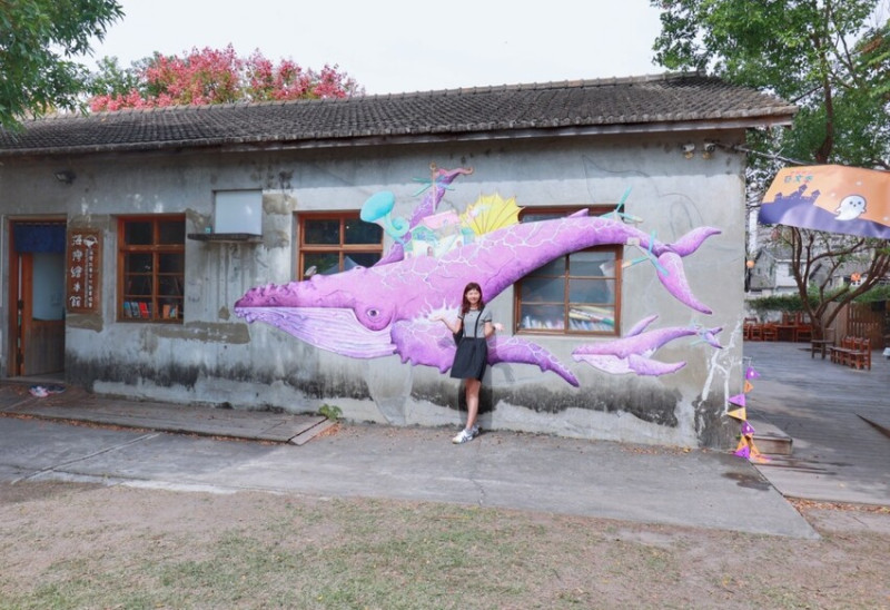 台中清水景點海灣繪本館｜清水眷村文化園區裡的夢幻繪本世界，清水親子景點近清水眷村園區