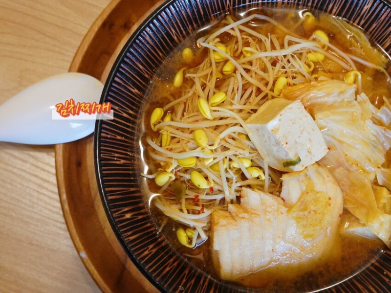 食譜｜泡菜鯛魚蔬菜鍋Kimchi Hot Pot