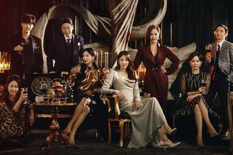 "無敵狗血韓劇推薦"上流戰爭/上流社會/頂樓War in life/Penthouse 盤點讓人愛罵愛看又欲罷不能的五大原因!!