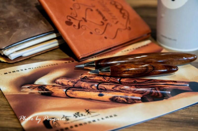 文具．JINTIEMU金鐵木木製手作筆．來自亞利桑那州的沙漠鐵木製成高質感的永恆筆