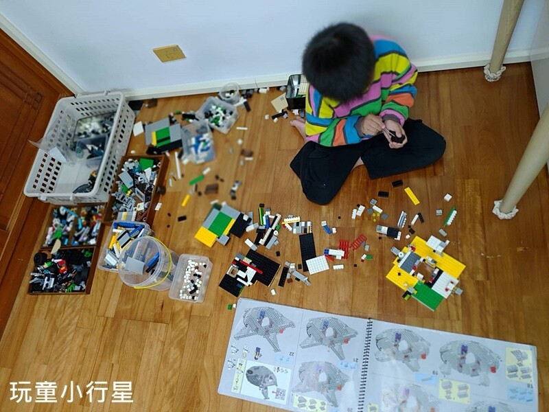 樂高小玩家，沉浸在想像與手作世界裡