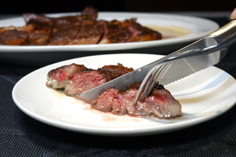 手工pizza、炸雞、牛排都一級棒的四平街約會餐廳-松江南京站義大利米蘭手工窯烤披薩台北中山店