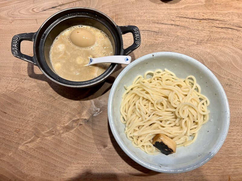 【亞洲，日本，京都】麵屋 高倉二条，一間只聞香味，差一點找不到門入的小店。（京都美食，京都沾麵）