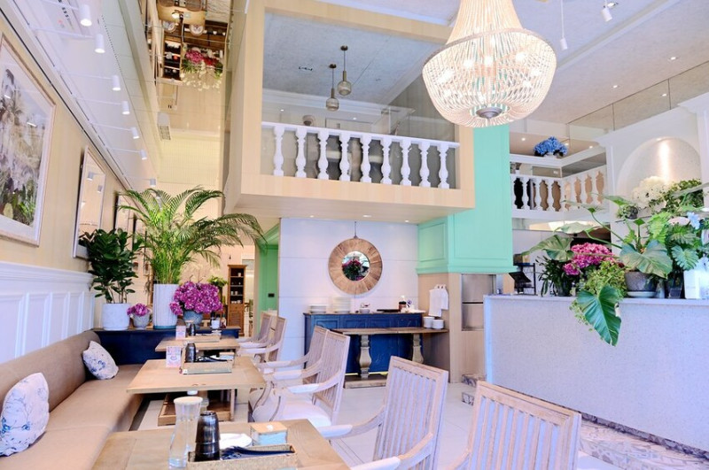 台中草莓季粉紅戀曲 少女心爆發草莓鬆餅塔 濃情草莓披薩 初戀小草莓奶昔推薦/雛菊見