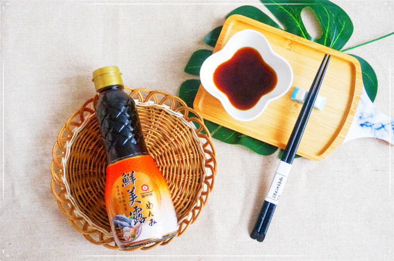 龜甲萬鮮美露。水餃沾醬。醬油推薦。零失敗料理。居家必備醬料。簡單一瓶變化出一周五餐家常料理