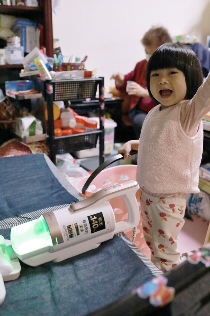 過敏人清潔好物開箱｜日本最夯IRIS雙氣旋偵測除蟎清淨機 HEPA13銀離子限定版 IC-FAC4｜史上最強 – 大拍5.0
