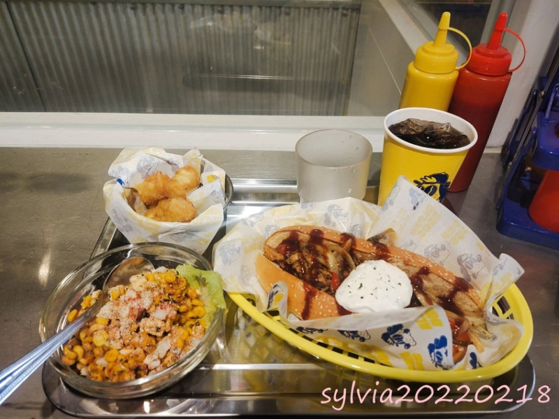 大同區·ALPHA DOGS(網美打卡系的熱狗堡)