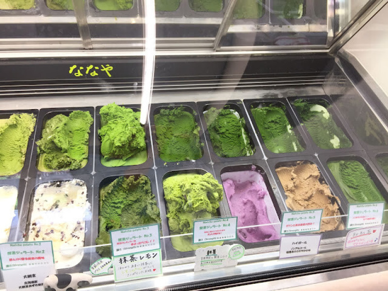 與茉莉齊名：紫籐茶巧克力-《ななや（nanaya）丸七製茶》