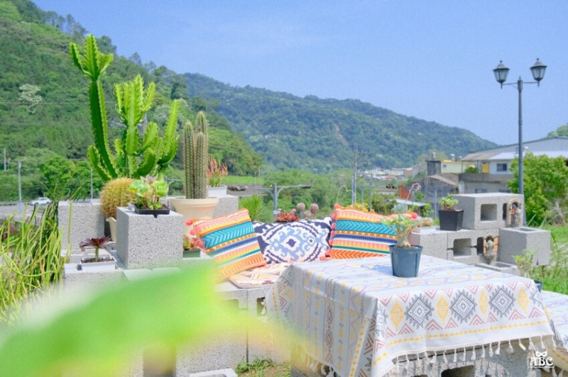 苗栗DIY景點美食|AS手作多肉花園X擴香石手作，好拍好玩！