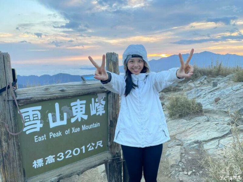 【新手百岳推薦】雪山東峰看日出！單攻&兩天一夜行程安排