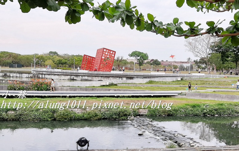魅麗地景屏東縣民公園 / 前世今生台糖舊紙漿廠 / 屏東燈節2023 縣民公園燈區篇