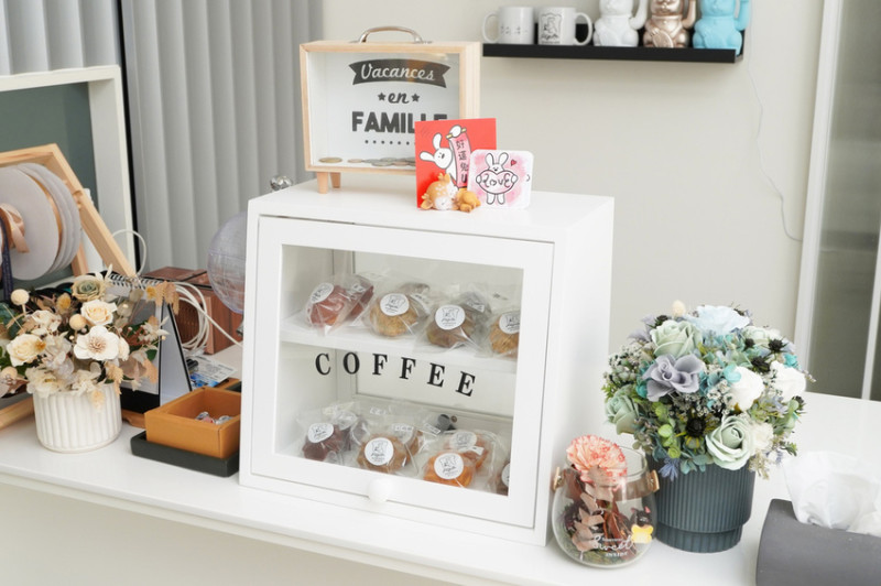 台南客製化蛋糕【莉莉安Lily.an手作甜品】檳榔波霸女郎蛋糕😆生日趴踢儀式感就是你！台南瑪德蓮│台南生日蛋糕│台南訂製蛋糕推薦