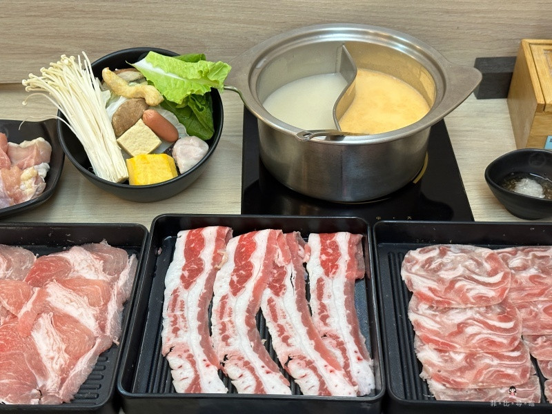 倉津鍋物 個人鴛鴦鍋自助無限吃到飽 平日時段只要299元！