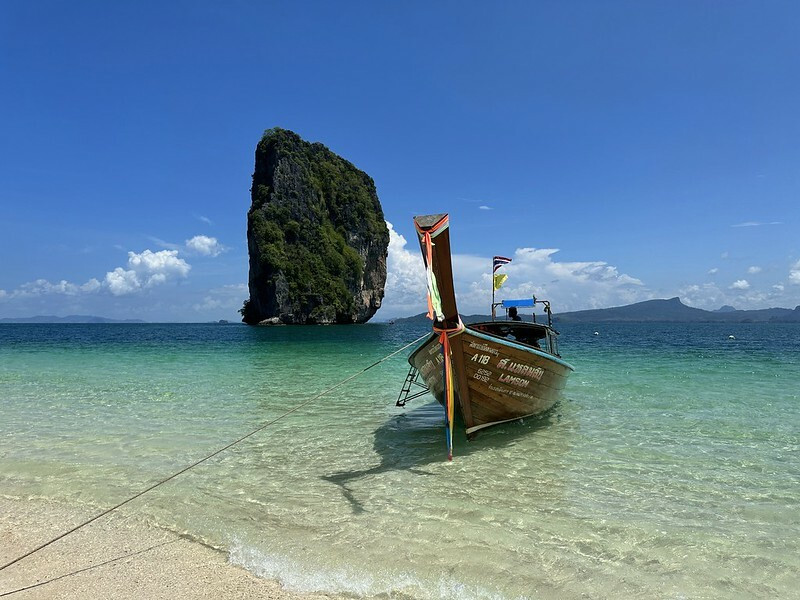【亞洲，泰國，喀比】Krabi/甲米長尾船私人奢華遊 輕鬆跳島；萊莉海灘、 雞島、Poda島(波達島) 好玩又好拍