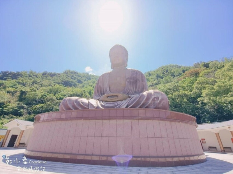 高雄六龜|彩虹山大佛-7層樓高巨大雄偉佛像.六龜必訪免費景點.不老溫泉附近