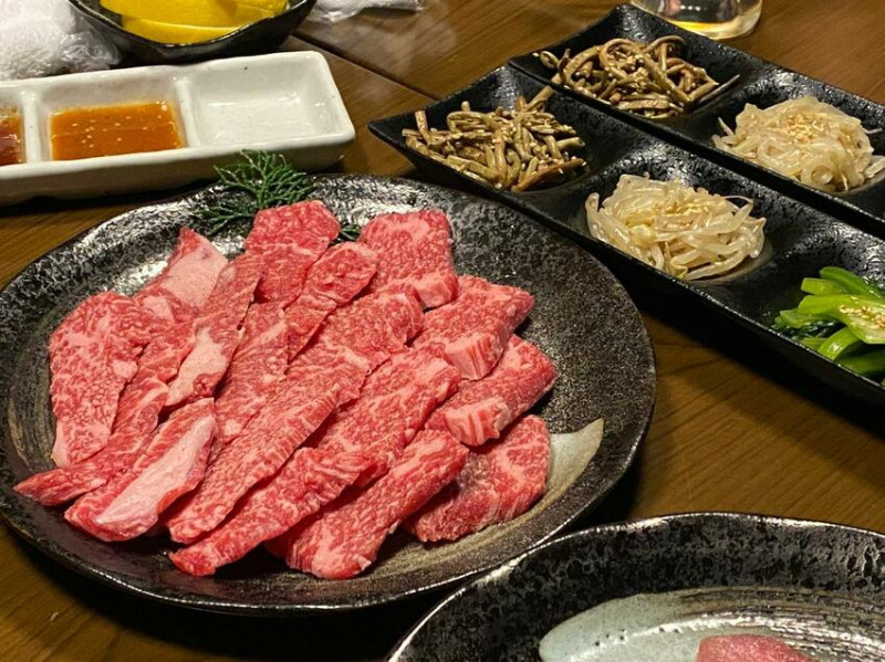 【2024年山陰山陽鳥取自由行】最新旅遊景點特集! 吃鳥取和牛、鳥取砂丘打卡隈研吾設計高濱咖啡店