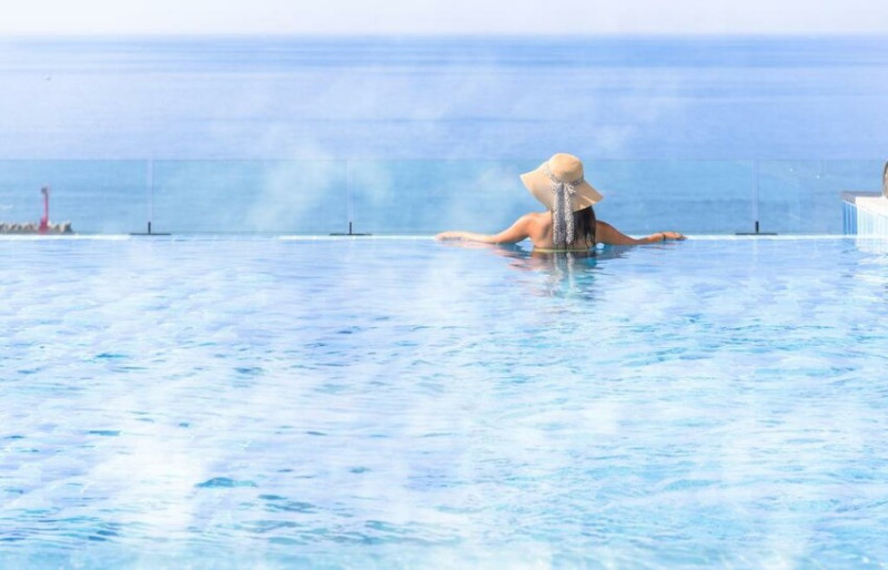 【濟州島住宿】Top3濟州島飯店推薦，無邊際海景泳池！