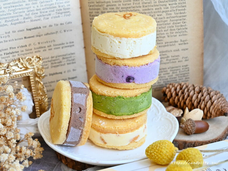 彰化超夯66 cheesecake進駐台中勤美誠品，主打20種口味北海道奶油三明治冰淇淋，還有招牌北海道起司蛋糕也買得到～