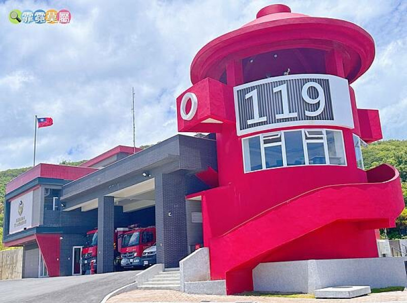 ★花蓮景點★ 全台最美消防局，超巨大的消防栓有無敵觀景台