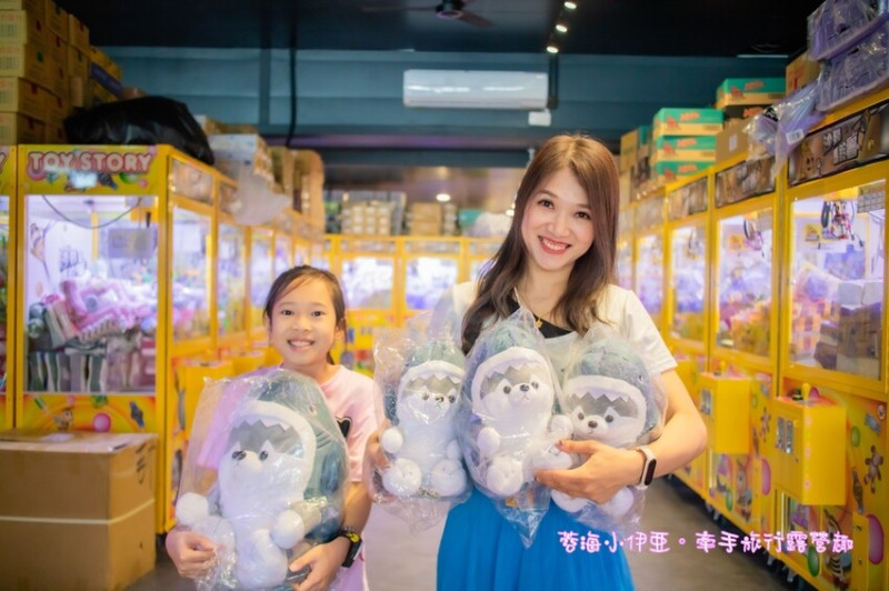 夾娃娃新手村在這裡，隨便夾就中！還送你免費夾3次，85台機台任你夾！