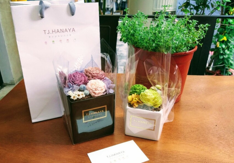【生活】台北東區花店「TJ.HANAYA-緹緁花屋」永生花繽紛嬌美、訂製花束婚禮佈置推薦