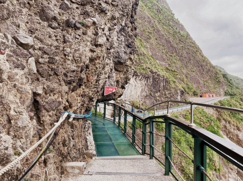 親不知子海上古道：無敵太平洋海景全台唯一海上天空步道！