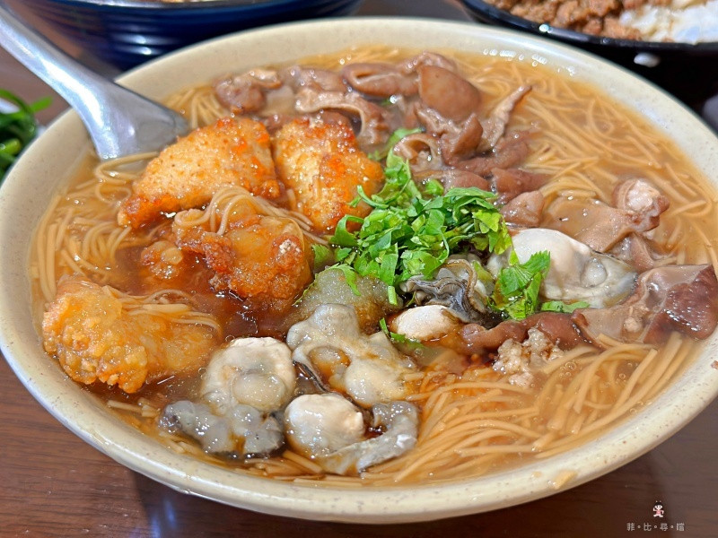 阿村食堂/阿村麵線 傳承古早滋味的小吃 澎派的無敵大麵線 還有獅吼麵！