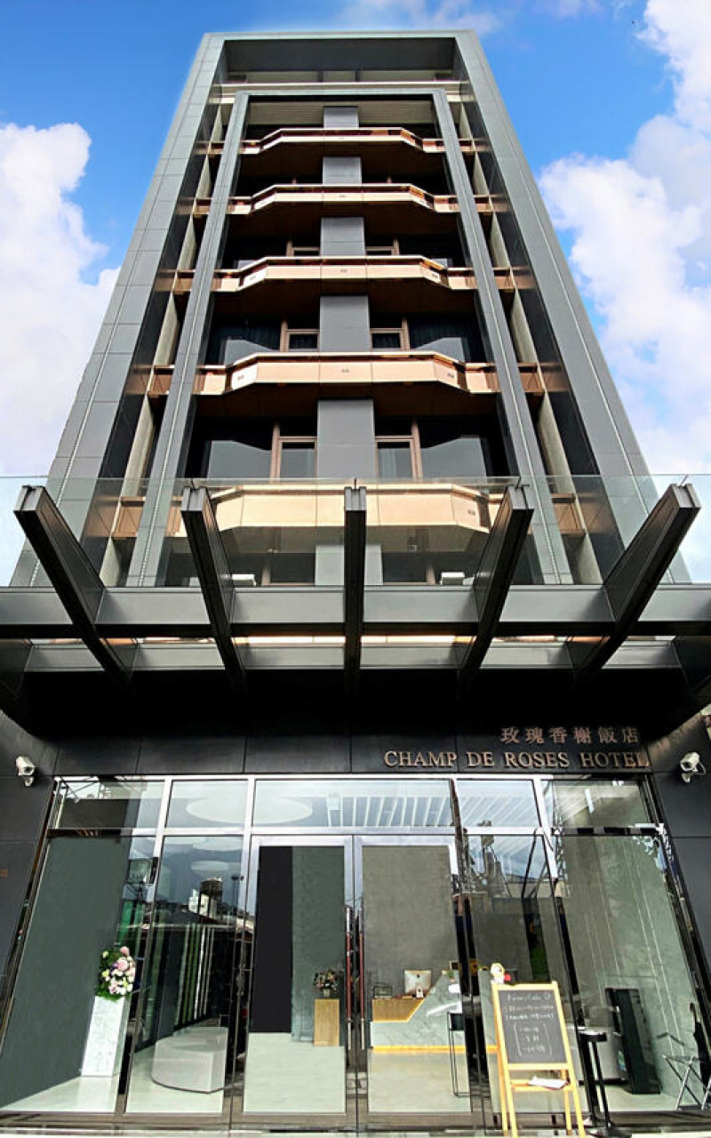 花蓮住宿新選擇！玫瑰香榭飯店開箱評比！