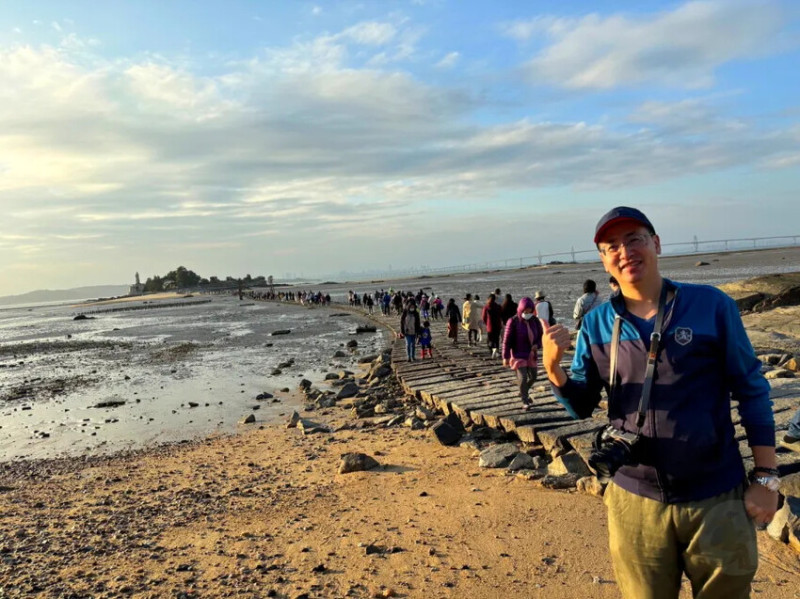 建功嶼｜金門版摩西分海，牡蠣人地景藝術，鄭成功像必拍!!