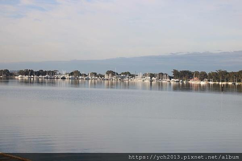 國王公園下方、天鵝河邊小而唯美的藍色小屋／藍色船屋Crawley Egde Boatshed/Blue Boat House