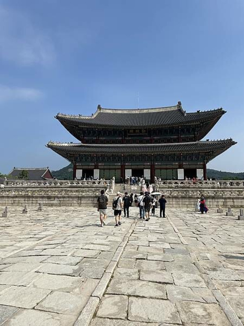 韓國2023首爾自由行-六天五夜行程花費懶人包-景福宮-弘大-南大門-明洞-廣藏市場-星空圖書館