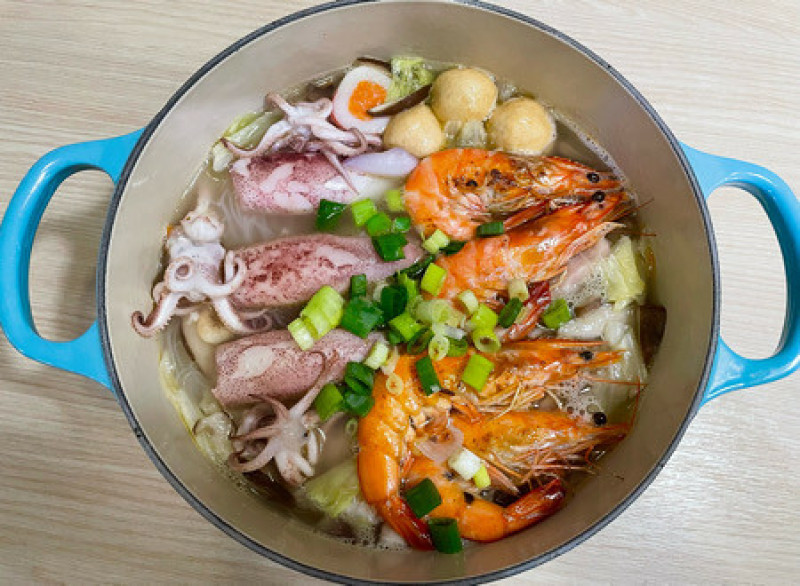 食譜分享★小卷鮮蝦米粉湯★料多鮮甜飄海味|滿足老公味蕾必殺技