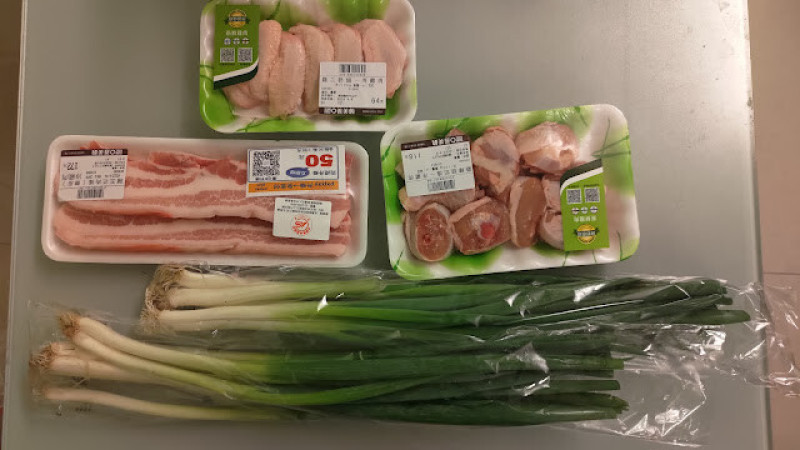 【都市小廚】阿嬤七十多年的好手藝，讓您多吃兩碗飯 | 青蔥燉肉 - 大漠國渡