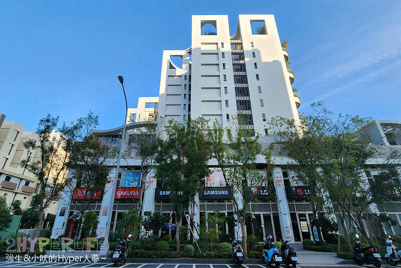 百坪實體旗艦店面太好逛，逛家電還要抽號碼牌！買到第四件直接八折有狂～